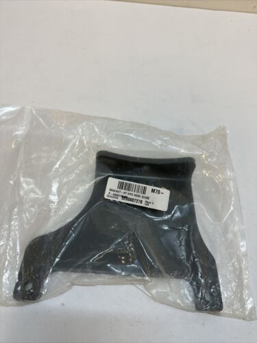 Wacker Neuson : Bracket-rt Hyd Hose Guide Part No. 52000 Dda