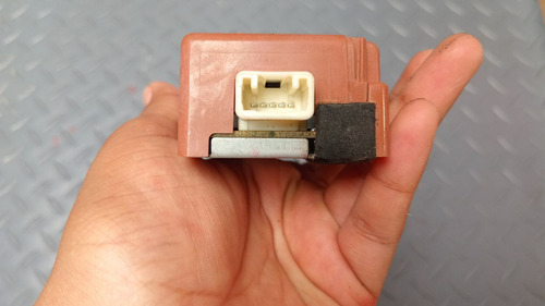 Modulo Control De Puertas Izquierdo Camry 2007 2.4 Aut. (Usado)