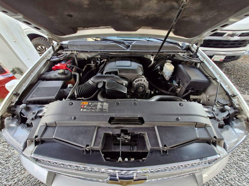 Chevrolet Tahoe E Suv Piel Cd 2a Fila Asientos 4x4 At