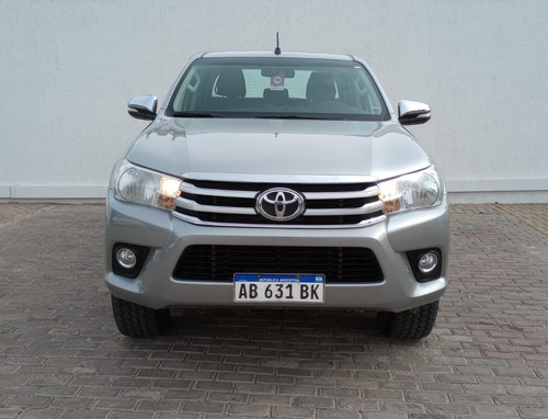 Imagen 2 de 11 de Toyota 2017 Hilux L/16 2.8 Dc 4x2 Tdi Srv