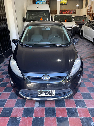 Ford Fiesta Kinetic 1.6 Design 120cv Titanium