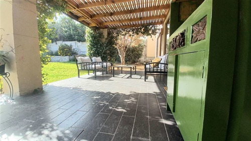 Imagen 10 de 30 de Casa Mediterranea A Pasos Del Colegio Alemán.