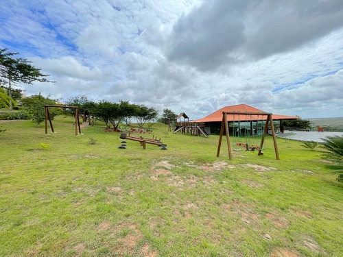 Imagem 10 de 27 de Lote Com 1303 M² Em Condomínio Fechado, À Venda - Gravatá/pe - Te0505