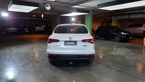 Fiat Cronos 1.8 Precision