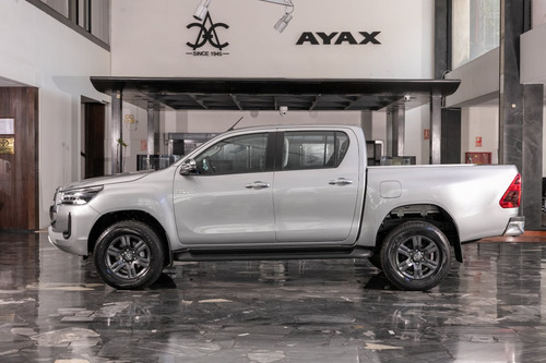 Toyota Hilux SRV 4X4
