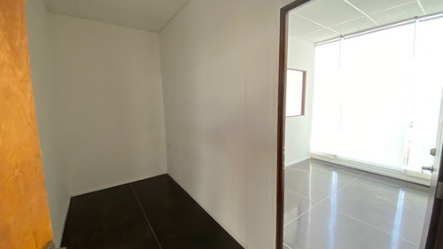Imagen 13 de 15 de Consultorio En Renta En Centro Medico Juriquilla Queretaro