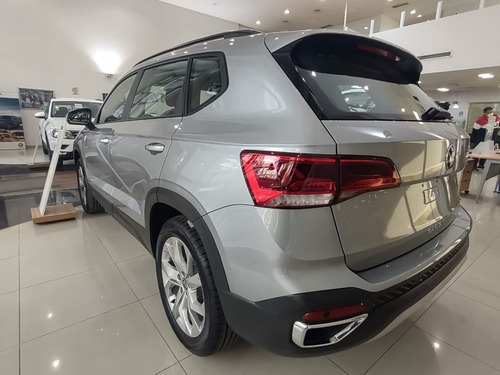 Imagen 3 de 15 de Volkswagen Taos Comfortline 250 Tsi Bb