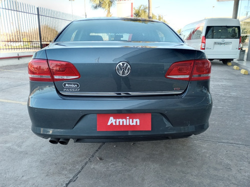 Imagen 4 de 9 de Volkswagen Passat 1.8 Tsi Confort 2014