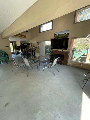 Imagen 9 de 30 de Venta Casa Moderna Y De Categoria En Parque Leloir