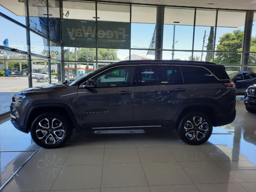 Imagen 6 de 25 de Jeep Commander 2.0 Td Limited 7 Asientos 2023 0km