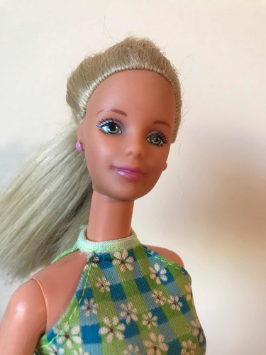 Barbie Doll Pretty In Plaid 1998 Vestido Verde Flores