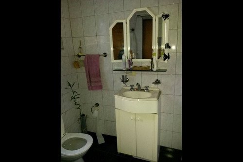 Imagen 4 de 14 de Casa Ph En Venta En Parque Avellaneda