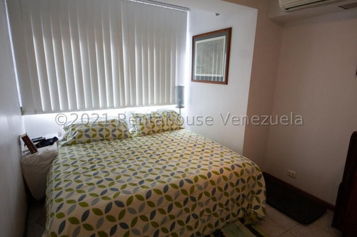 Imagen 10 de 15 de Mls#22-12074. Se Alquila Ph. En La Urb. El Marques. A.a