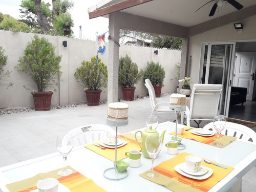 Casa Y Apto A 1 Del Mar,baja Temporada (hasta Noviembre A 65 Usd Por Noche
