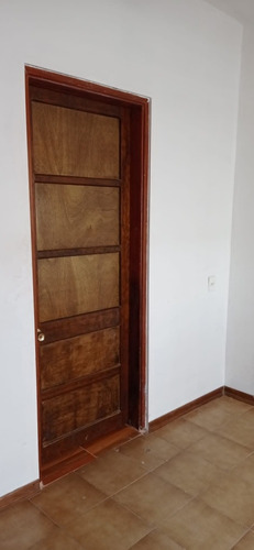 Imagen 9 de 22 de ##reservada### Alquilo Casa 2 Dormitorios Belvedere Conciliacion Buen Punto Luminosa