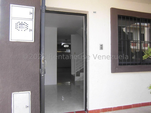 Imagen 2 de 14 de Gerybet Varela Rentahouse Mp 2224578 Tazajal Naguanagua