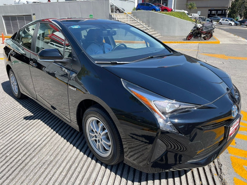 Imagen 8 de 12 de Toyota Prius Premium Modelo 2017