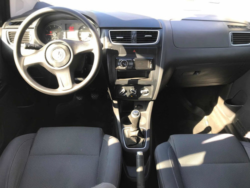 Volkswagen Fox 1.0 Vht Trend Total Flex 5p 2012