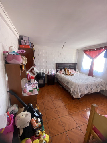 Departamento En Venta De 2 Dorm. En Maipú