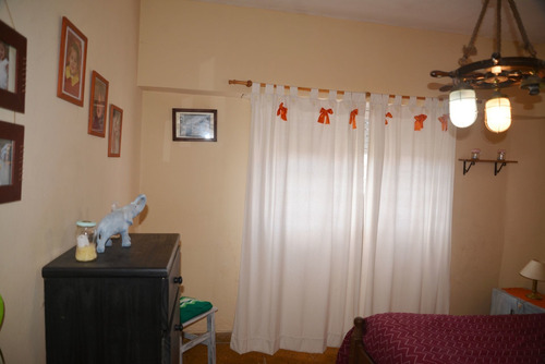 Imagen 18 de 30 de Venta Casa 4 Amb.+ Hospedaje 12 Hab. Villa Gesell