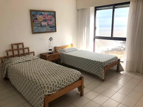 Imagen 13 de 16 de Excelente Apartamento Con Vista Al Mar Para Alquilar En Temporada