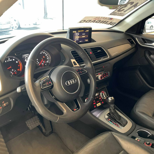 Audi Q3 2.0 Tfsi Ambiente Quattro 4p Gasolina S Tronic