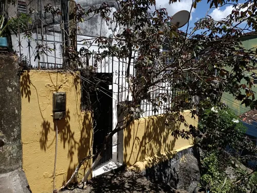 Casa No Final Da Santa Rita/ Matatu