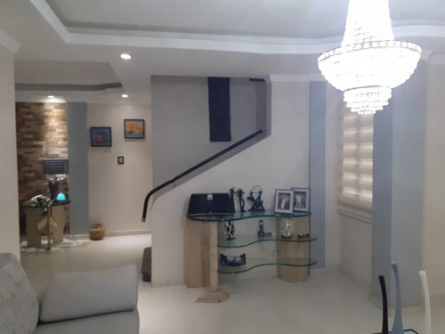 Imagen 5 de 14 de Townhouse En Venta Urb. Andrés Bello Fm*