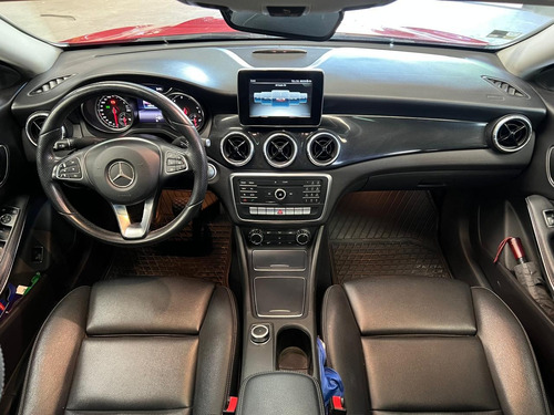 Mercedes-Benz Clase GLA 1.6 200 Cgi Sport At