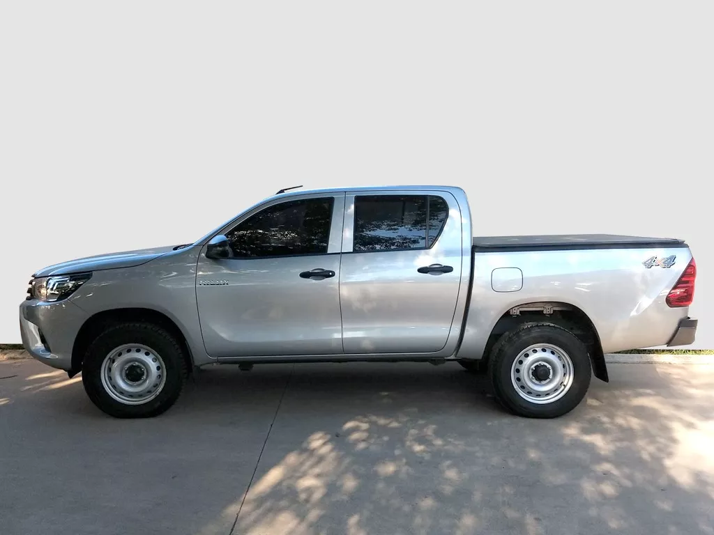 Toyota Hilux 2.4 Cd Dx 150cv 4x4