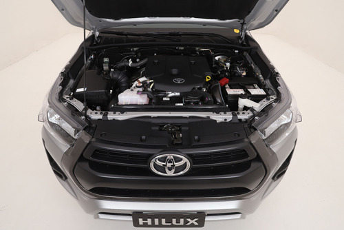 Toyota Hilux Pick-up 2.4 Cd Sr 150cv 4x2 At Cr7