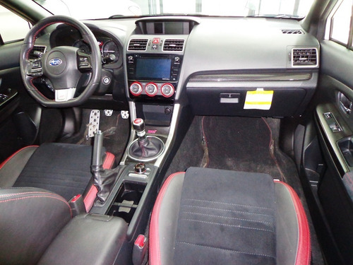Imagen 7 de 10 de Subaru Impreza Wrx Sti 2017 4wd Sincrónico Full Accesorios