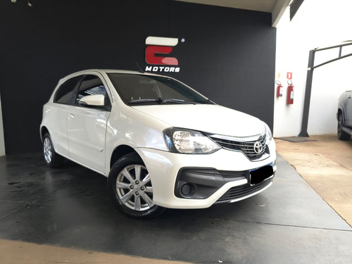 Toyota Etios X Plus 1.5 (Flex)