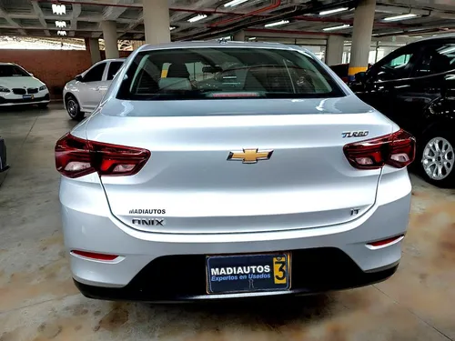 Chevrolet Onix LT 1.0T MECANICO