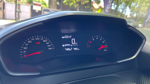 Imagen 23 de 25 de Peugeot 208 Active Pack Tiptronic