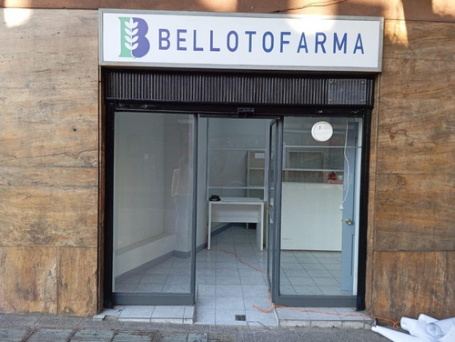 Local De Farmacia Con Permiso