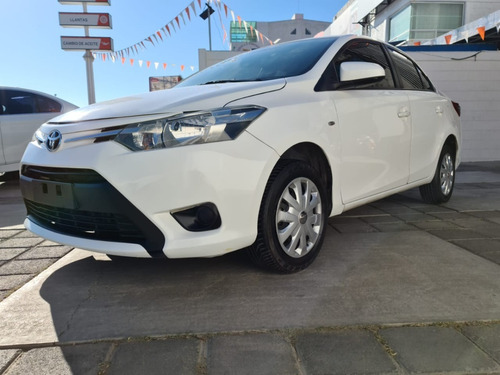 Toyota Yaris Sd Core 2017