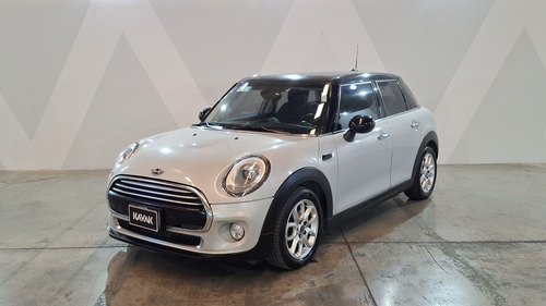 Mini Cooper 1.5 COOPER CHILI AT