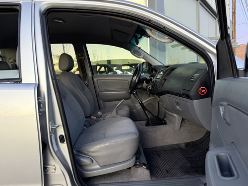 Toyota Hilux Dx 2.5 D/cab