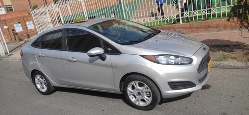 Ford Fiesta 1.6 Sportback Se Automática