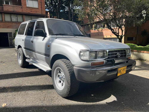 Imagen 3 de 13 de Toyota Burbuja Autana Fzj80 Cc4500 Mecánica Modelo 1997