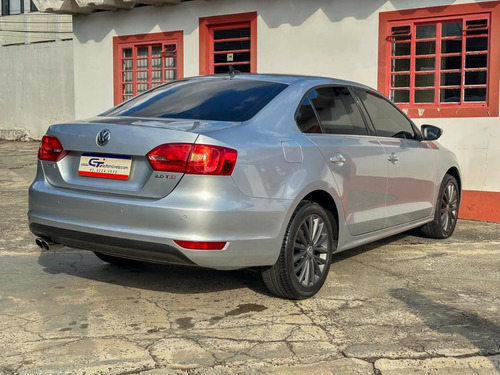 Volkswagen Jetta 2.0 tsi highline 211cv gasolina 4p tiptronic