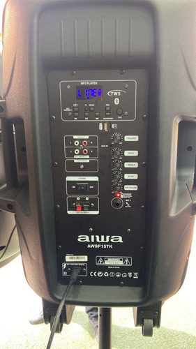 Imagen 3 de 3 de Corneta Aiwa 15 Pulgadas 1000w Pmpo