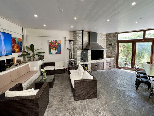 Remodelada Casa En Condominio Fuente De Piedra