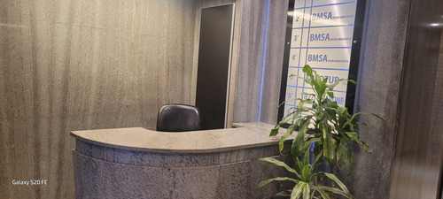 Tucumán - Esmeralda Cfte.120 M2 Plta Libre Divid. Hall De En