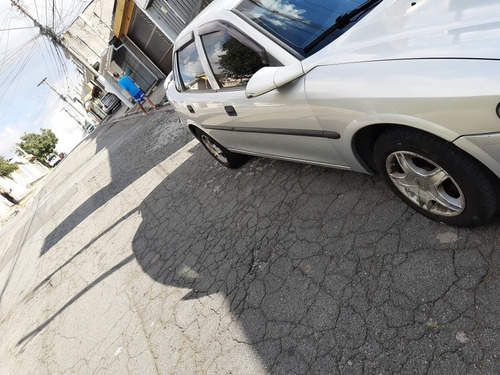 Chevrolet Vectra 1999 2.2 Gls 4p