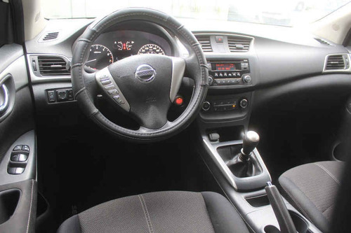 Imagen 9 de 15 de Nissan Sentra 2018 4p Sense L4/1.8 Man