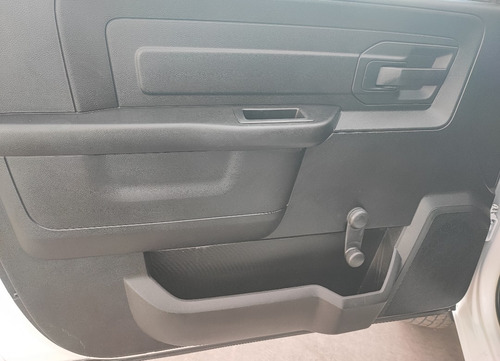 RAM 4000 5.7 Chasis Cabina P 4x2 Mt