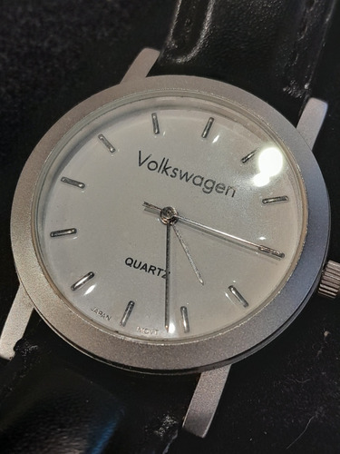 Reloj Pulsera Volkswagen 35 Mm Quartz