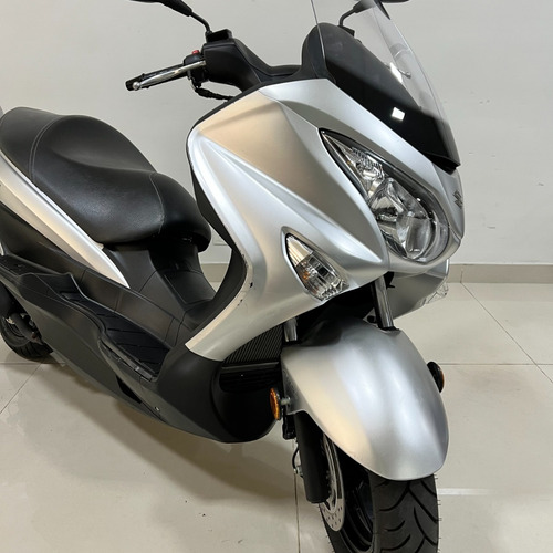Imagen 4 de 17 de Suzuki Burgman 200 Abs 2019 Scooter 200 Usado